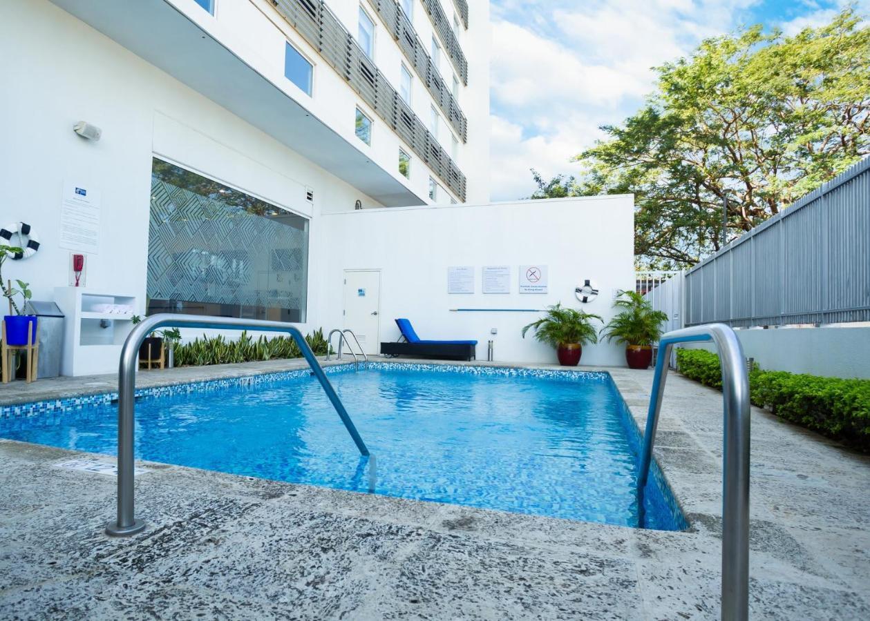Holiday Inn Express Managua By Ihg Екстер'єр фото
