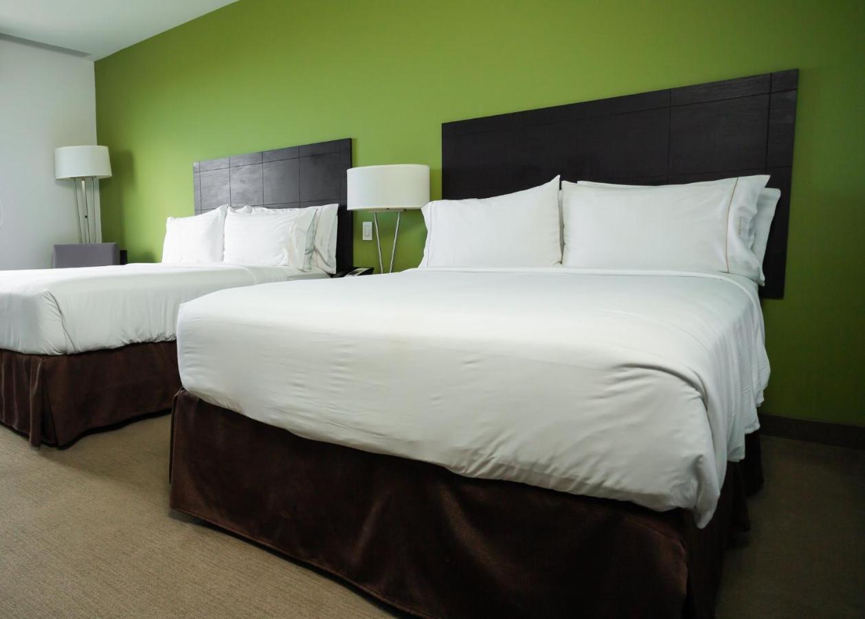 Holiday Inn Express Managua By Ihg Екстер'єр фото