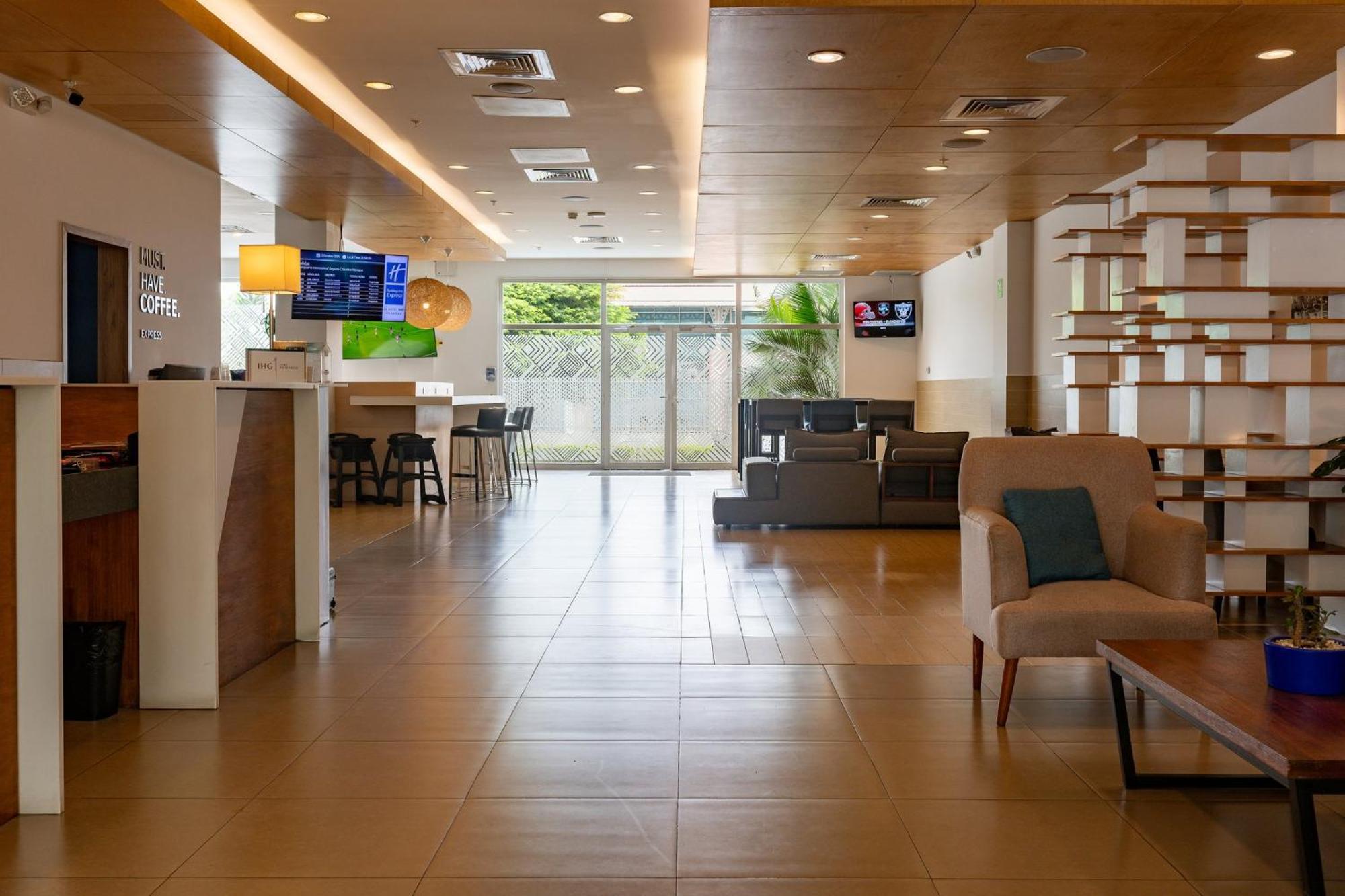 Holiday Inn Express Managua By Ihg Екстер'єр фото