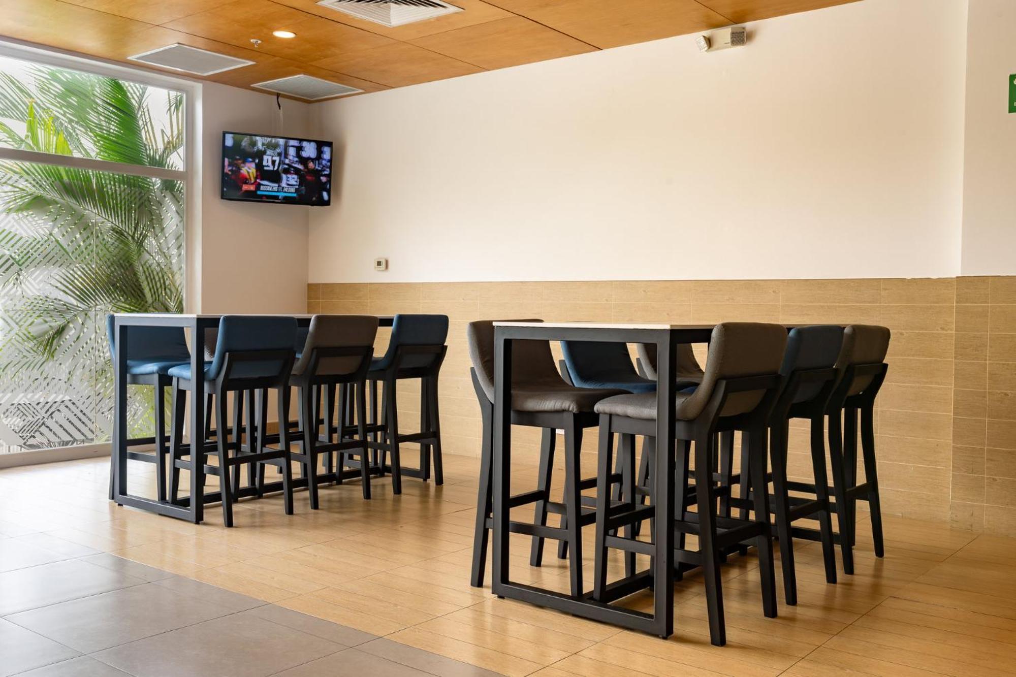 Holiday Inn Express Managua By Ihg Екстер'єр фото