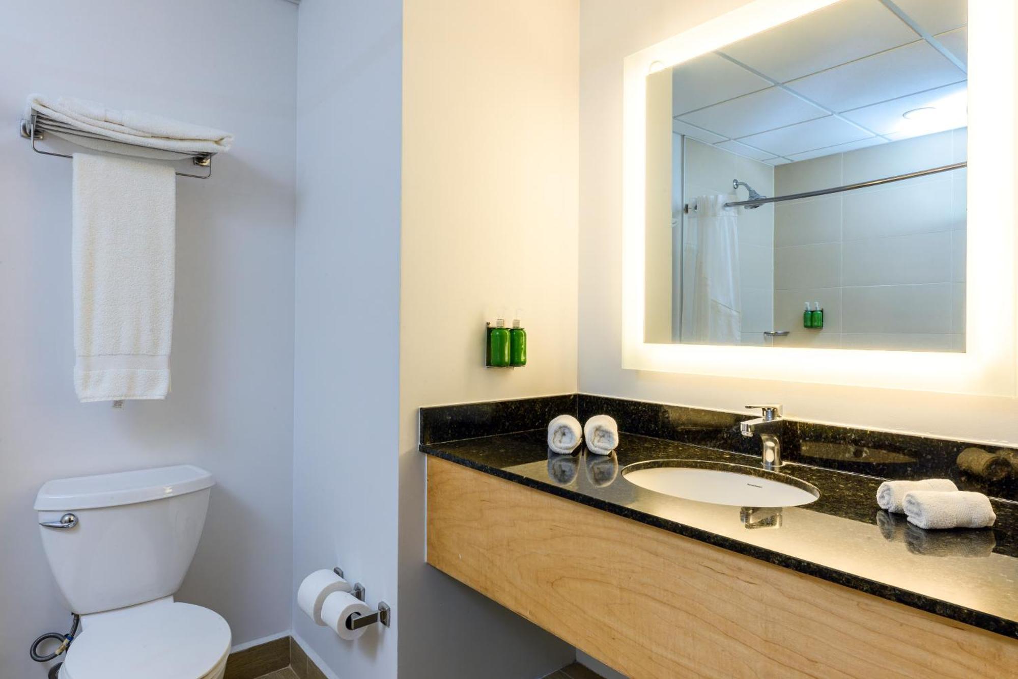Holiday Inn Express Managua By Ihg Екстер'єр фото